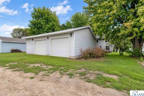 915 N Valley Street New Ulm MN 56073