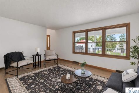 915 N Valley Street New Ulm MN 56073