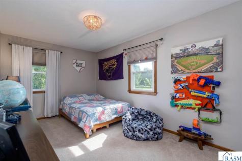 209 Viking Drive Mankato MN 56001