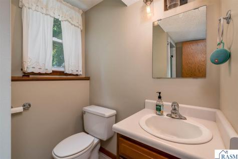 209 Viking Drive Mankato MN 56001