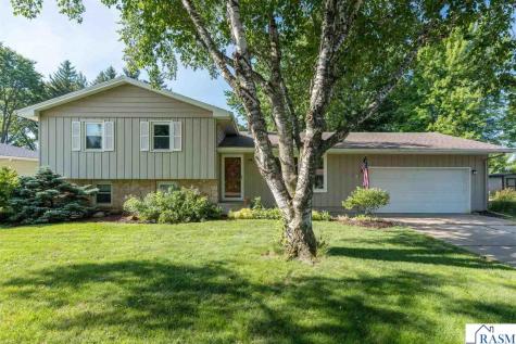 209 Viking Drive Mankato MN 56001