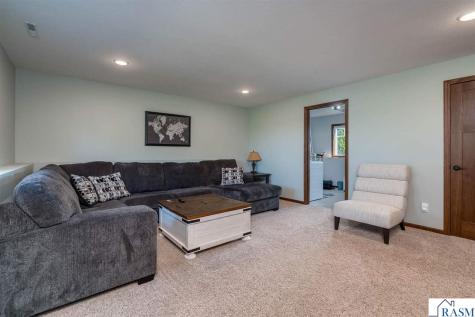 109 Cypress Court Mankato MN 56001