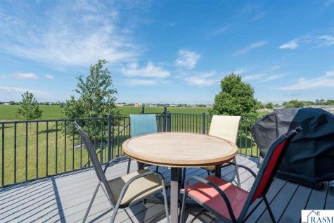 109 Cypress Court Mankato MN 56001