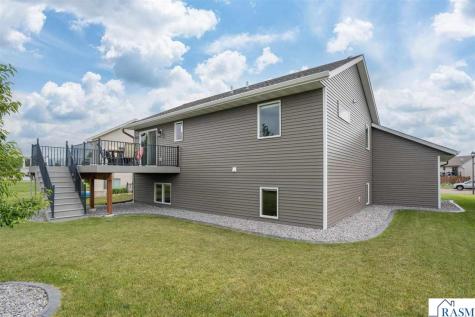 109 Cypress Court Mankato MN 56001
