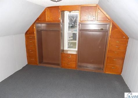 500 Main Avenue Lafayette MN 56054