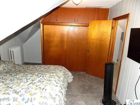 500 Main Avenue Lafayette MN 56054