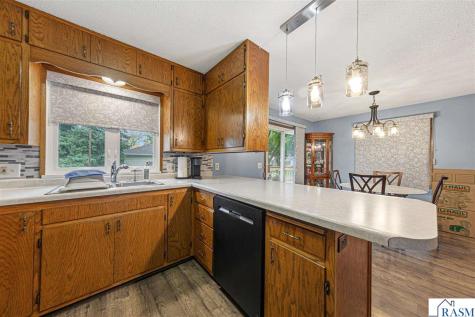 307 SE 8th Avenue Mapleton MN 56065
