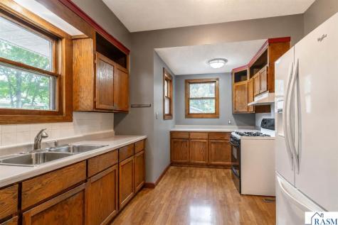1008 Quincy Street North Mankato MN 56001-0