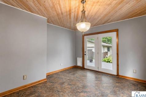 1008 Quincy Street North Mankato MN 56001-0