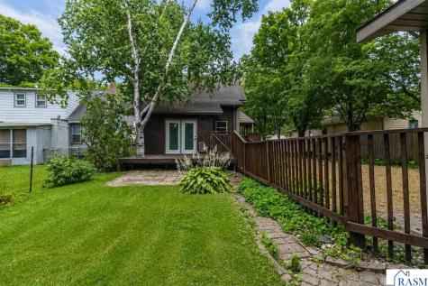 1008 Quincy Street North Mankato MN 56001-0