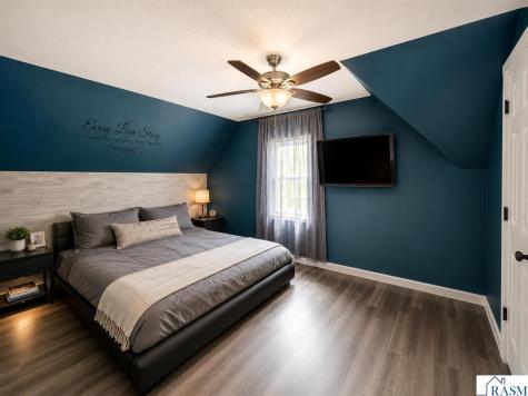 412 W 2nd Street Mankato MN 56001