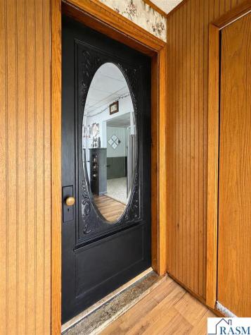 412 W 2nd Street Mankato MN 56001