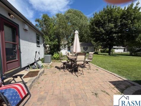 447 Jefferson Avenue North Mankato MN 56003