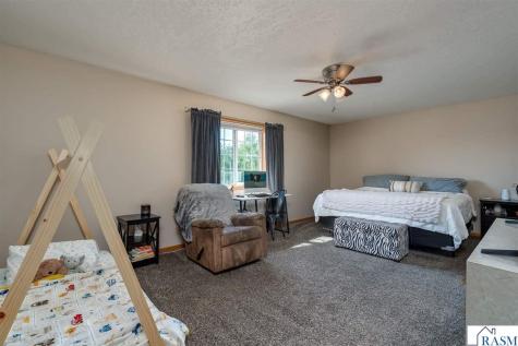 144 Savannah Court Mankato MN 56001