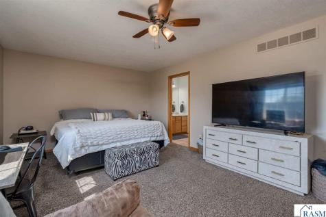 144 Savannah Court Mankato MN 56001