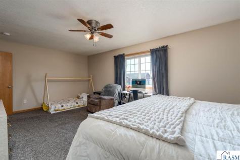 144 Savannah Court Mankato MN 56001