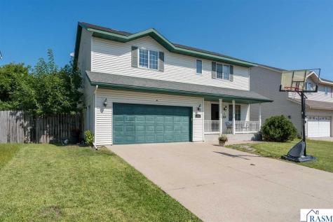 144 Savannah Court Mankato MN 56001