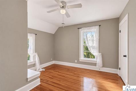 703 S Oak Avenue Owatonna MN 55060