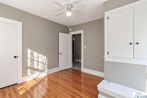 703 S Oak Avenue Owatonna MN 55060