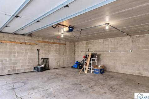 703 S Oak Avenue Owatonna MN 55060
