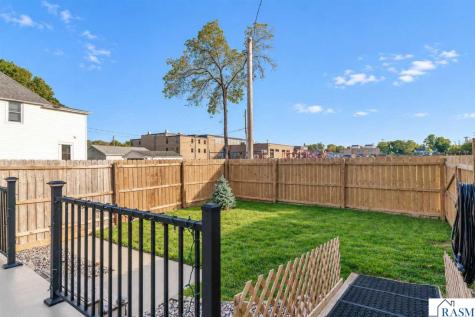703 S Oak Avenue Owatonna MN 55060