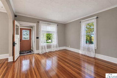 703 S Oak Avenue Owatonna MN 55060