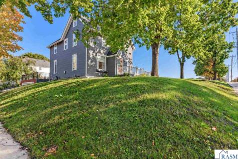 703 S Oak Avenue Owatonna MN 55060