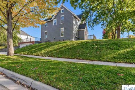 703 S Oak Avenue Owatonna MN 55060