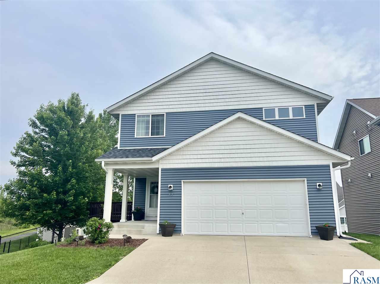 27 Benson Trail North Mankato MN 56003