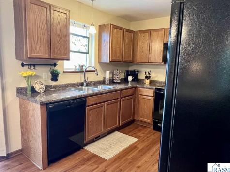 27 Benson Trail North Mankato MN 56003