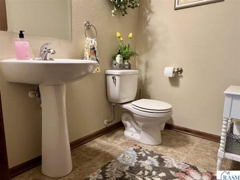 27 Benson Trail North Mankato MN 56003