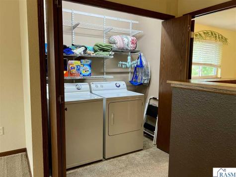 27 Benson Trail North Mankato MN 56003