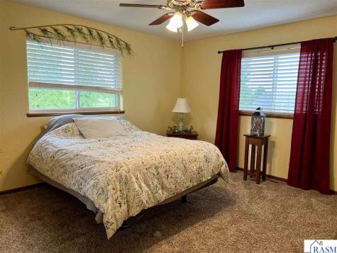 27 Benson Trail North Mankato MN 56003