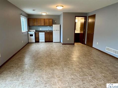 27 Benson Trail North Mankato MN 56003