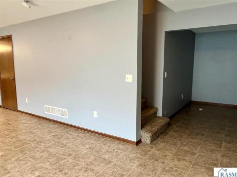 27 Benson Trail North Mankato MN 56003