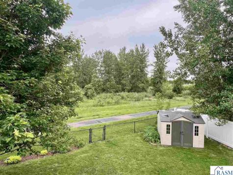 27 Benson Trail North Mankato MN 56003
