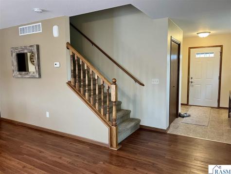 27 Benson Trail North Mankato MN 56003