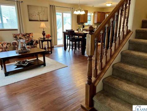 27 Benson Trail North Mankato MN 56003