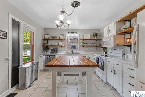 1009 S Jefferson Street New Ulm MN 56073
