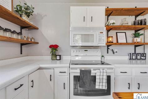 1009 S Jefferson Street New Ulm MN 56073