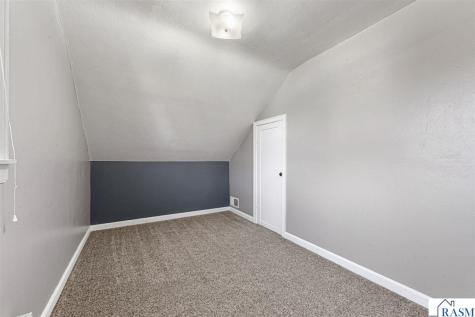 1009 S Jefferson Street New Ulm MN 56073