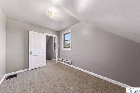 1009 S Jefferson Street New Ulm MN 56073