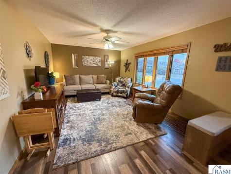 1011 S 7th Street New Ulm MN 56073