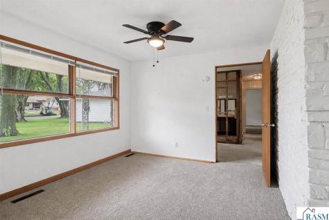 233 SE 2nd Street Madelia MN 56062