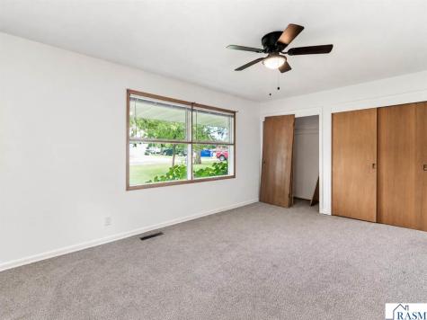 233 SE 2nd Street Madelia MN 56062