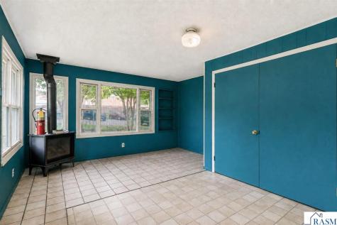 233 SE 2nd Street Madelia MN 56062