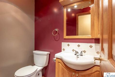 200 Greenwood Drive Mankato MN 56001