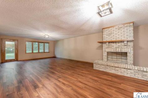 200 Greenwood Drive Mankato MN 56001