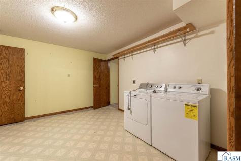 200 Greenwood Drive Mankato MN 56001