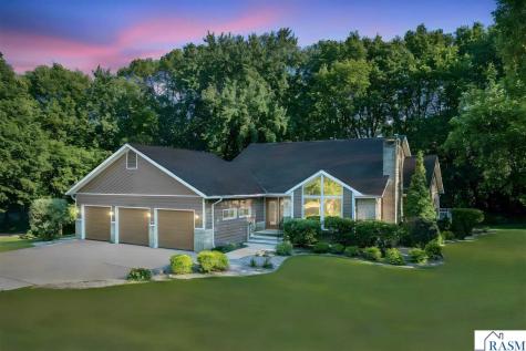 200 Greenwood Drive Mankato MN 56001